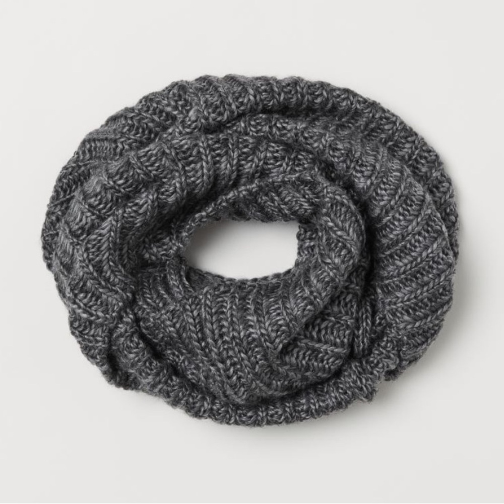 NWOT H&M Dark Gray Infinity Tube Scarf